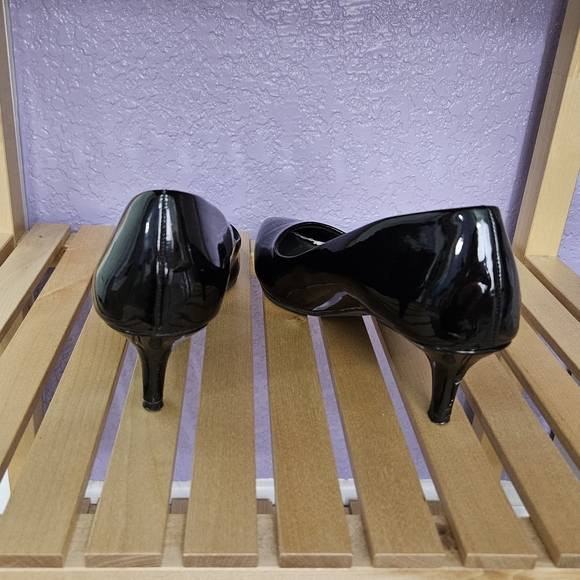 Dexflex Comfort Black Patent Leather Pumps Heels Size 8 - Picture 3 of 5
